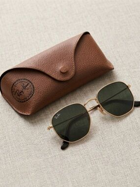 Ray-Ban Unisex Hexagonal Flat Lenses (Green Lenses/Gold Frame)